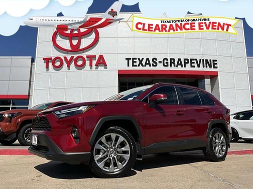 2025 Toyota RAV4 XLE Premium