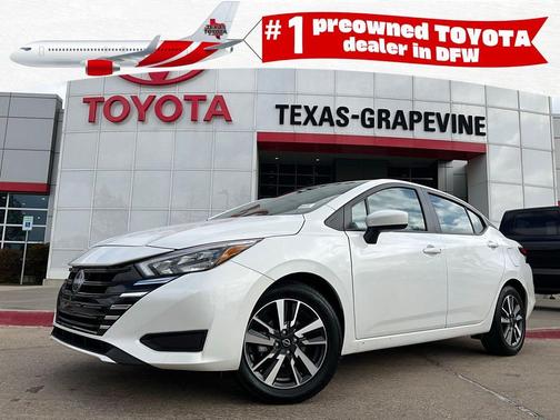 Aspen White Tricoat 2025 Nissan Versa 1.6 SV