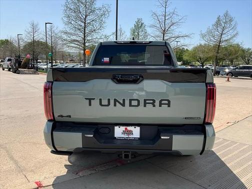 2025 Toyota Tundra Hybrid Platinum