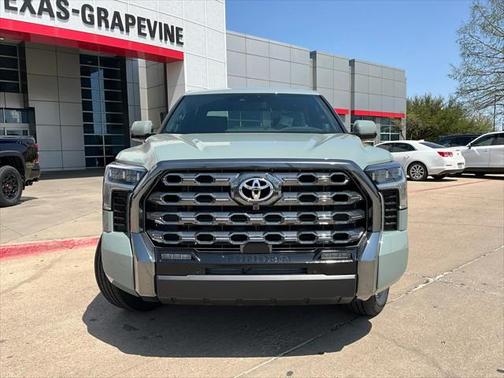 2025 Toyota Tundra Hybrid Platinum
