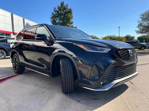 2024 Toyota Highlander XSE