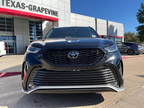 2024 Toyota Highlander XSE