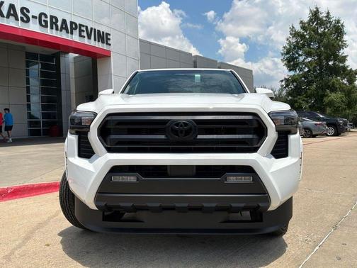Ice Cap 2026 Toyota Tacoma SR5