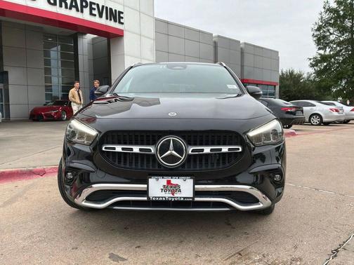 Night Black 2025 Mercedes-Benz GLA 250 4MATIC