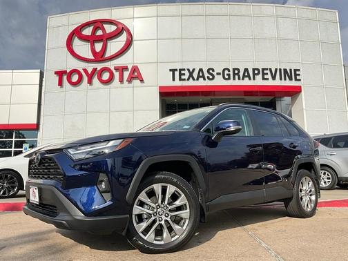 2024 Toyota RAV4 XLE Premium