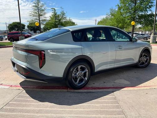 Morning Haze 2025 Kia K4 LXS