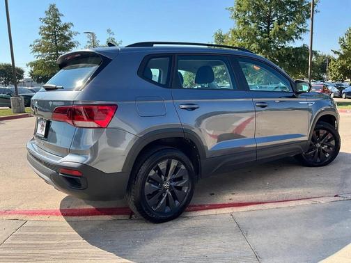 2024 Volkswagen Taos 1.5T S
