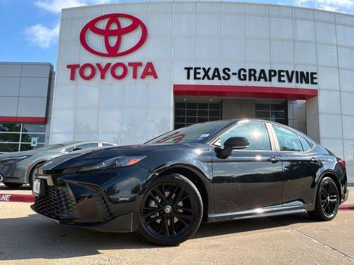 Midnight Black Metallic 2026 Toyota Camry SE