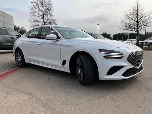 2025 Genesis G70 2.5T RWD