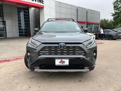 2021 Toyota RAV4 Hybrid SE