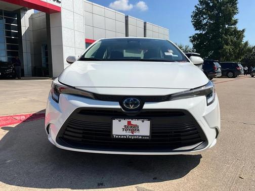 2024 Toyota Corolla Hybrid LE
