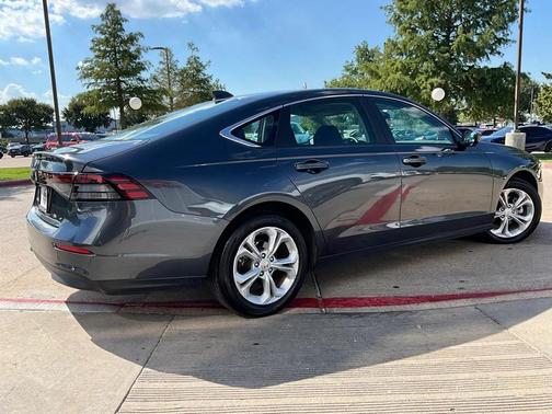 2024 Honda Accord LX 1.5T