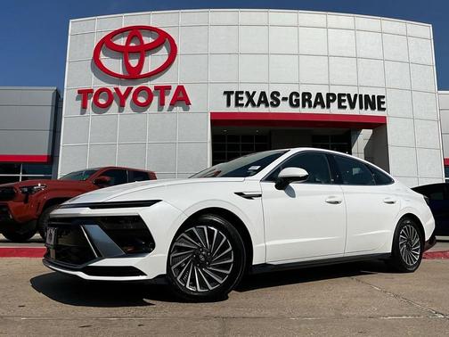 2024 Hyundai SONATA Hybrid SE