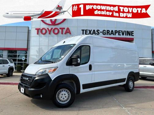 Bright White Clearcoat 2026 RAM ProMaster 2500 Tradesman