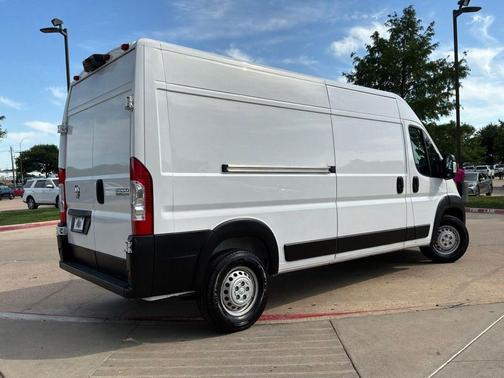 Bright White Clearcoat 2026 RAM ProMaster 2500 Tradesman