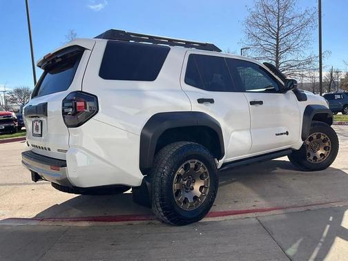 2025 Toyota 4Runner Hybrid Trailhunter