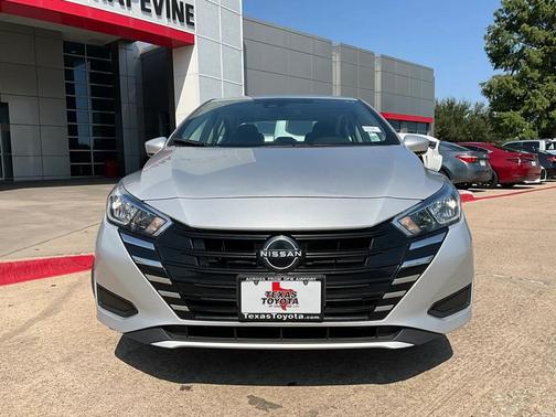 2023 Nissan Versa 1.6 SV