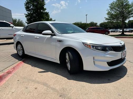 2018 Kia Optima LX