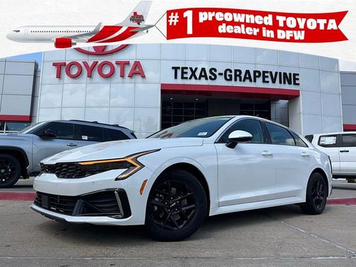 Snow White Pearl 2025 Kia K5 LXS