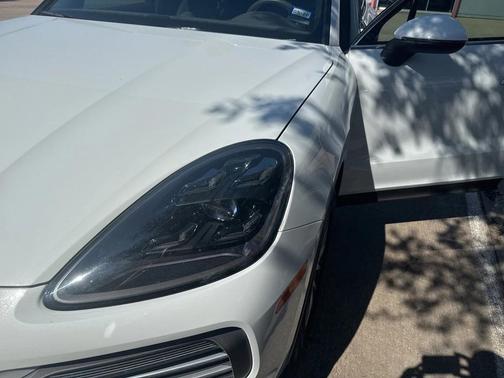 2022 Porsche Cayenne