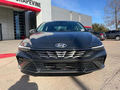 2025 Hyundai ELANTRA HEV Limited