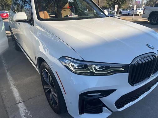2022 BMW X7 xDrive40i