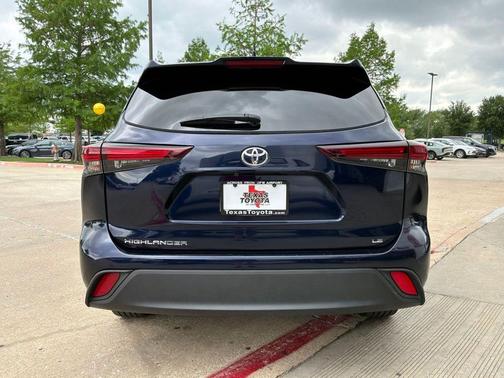 Blueprint 2025 Toyota Highlander LE