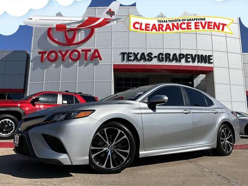 2018 Toyota Camry SE