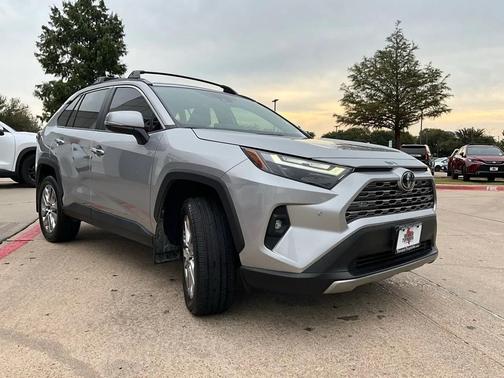 2023 Toyota RAV4 Limited