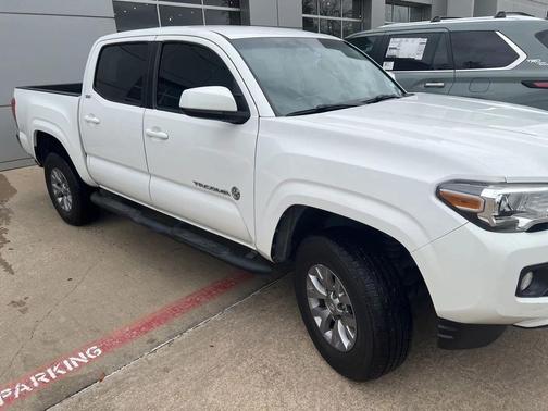 2016 Toyota Tacoma SR5