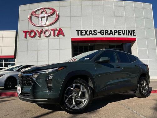 2025 Chevrolet Trax LT