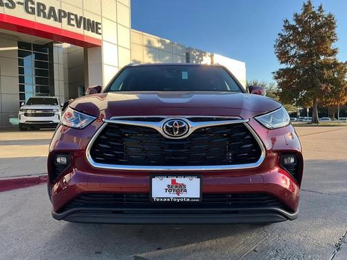 2026 Toyota Highlander Limited