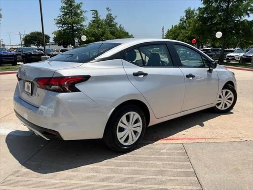 2024 Nissan Versa 1.6 S