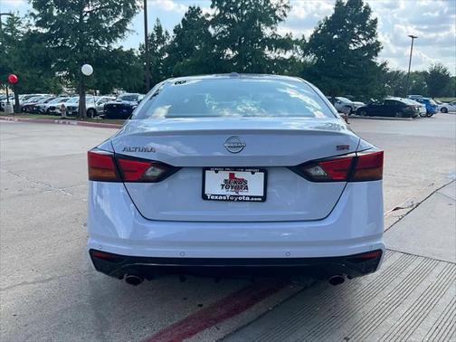 2024 Nissan Altima SR FWD