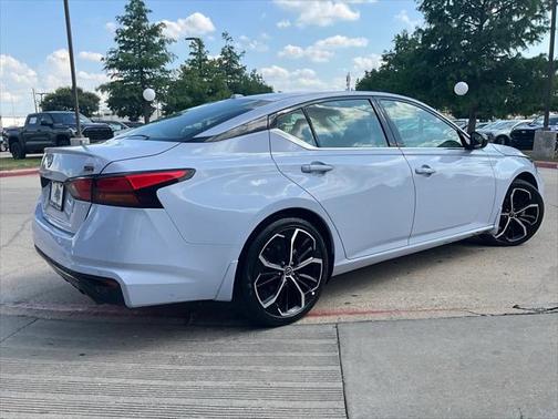 2024 Nissan Altima SR FWD