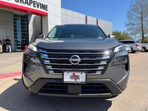 Gun Metallic 2025 Nissan Rogue SV