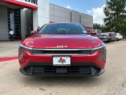 Currant Red 2025 Kia K4 LXS