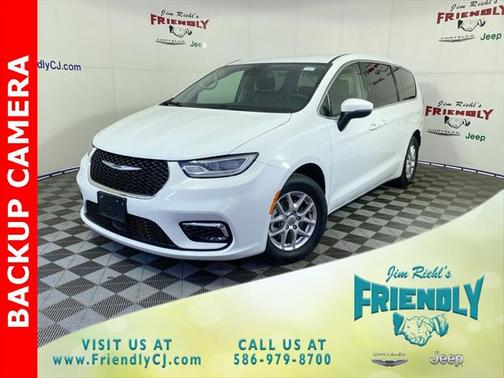 2023 Chrysler Pacifica Touring L