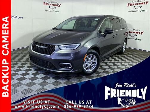 2023 Chrysler Pacifica Touring L