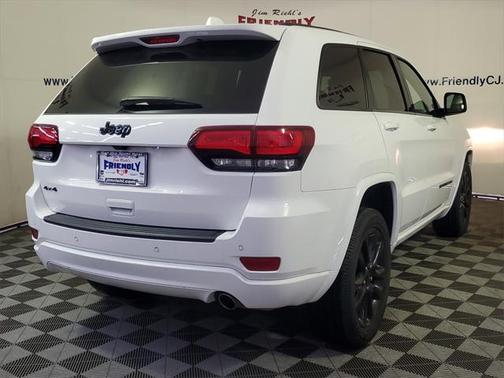 2021 Jeep Grand Cherokee Laredo