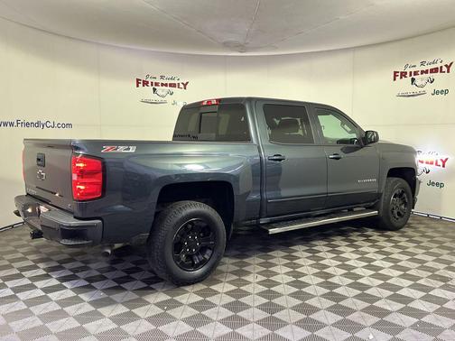 2017 Chevrolet Silverado 1500 2LT
