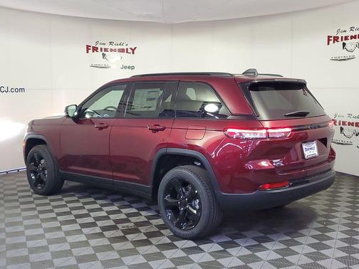 2025 Jeep Grand Cherokee Altitude