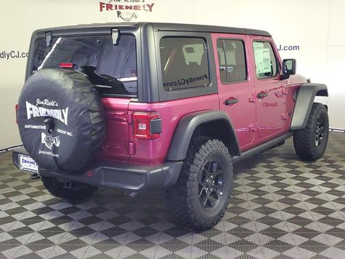 Tuscadero Pearlcoat 2026 Jeep Wrangler Willys