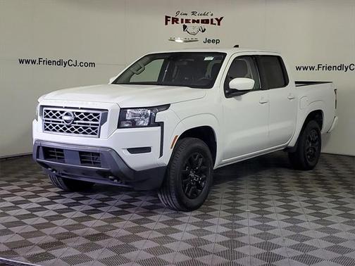 2022 Nissan Frontier SV