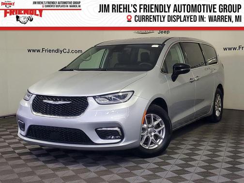 2024 Chrysler Pacifica Touring L