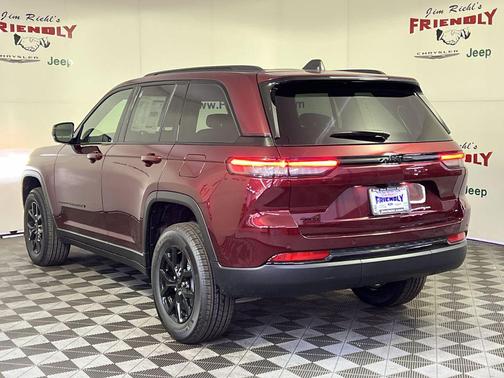 2025 Jeep Grand Cherokee Altitude