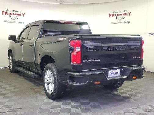 2021 Chevrolet Silverado 1500 Custom