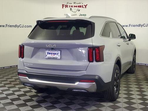 2025 Kia Sorento S