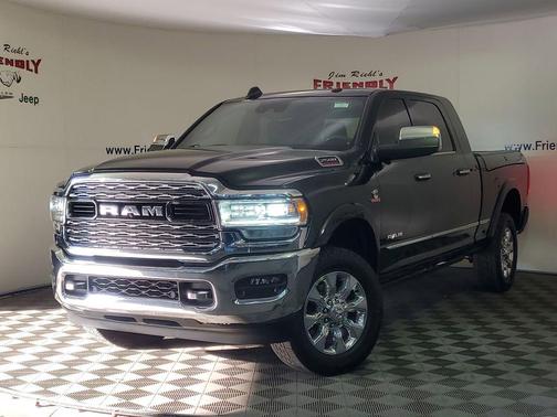 2020 RAM 2500 Limited Mega Cab 4X4 6'4' Box
