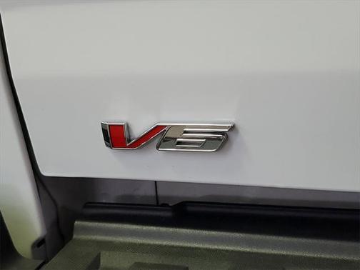 2022 GMC Canyon Base